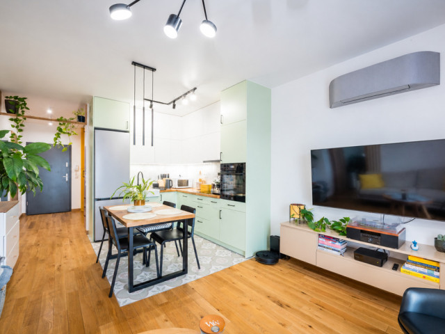 Ostatnie piętro | 58 m² | 3 pokoje | Garaż